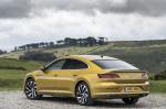 Volkswagen Arteon 4Motion R-Line 2017 года (UK)